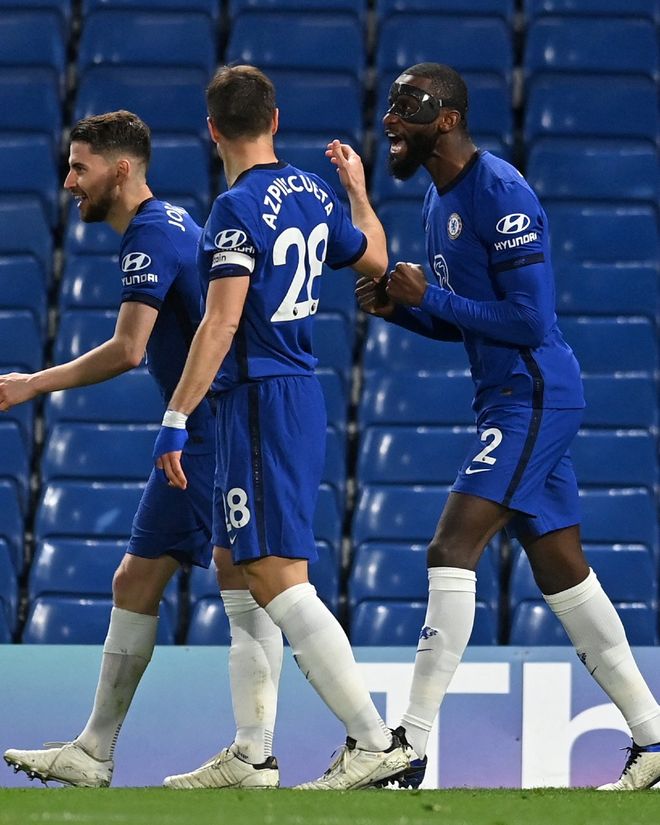 萨博尼斯没给塔图姆留足够多的落地空间…