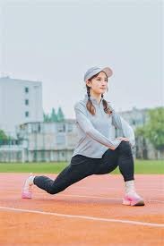 棒球博弈论：两好三坏时投手的自杀式直球逻辑